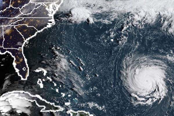 Huracán Florencia asciende a categoría 4, según Servicio Nacional del Clima de EU