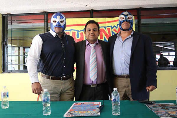 Celebra Mano a Mano noveno aniversario con función de lucha libre