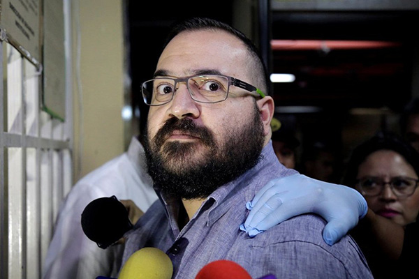 Condenan a nueve años de prisión y multa a Javier Duarte