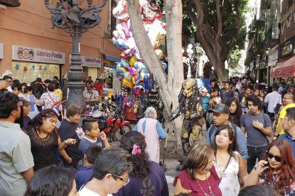Ambulantes aprovecharon el último día de Banck