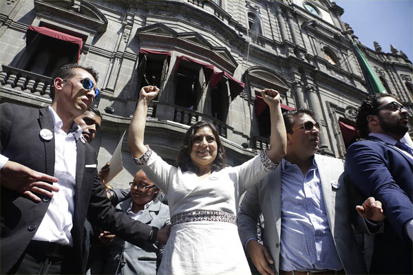 El primer día de Claudia Rivera Vivanco, la alcaldesa