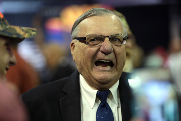Demanda exsheriff Joe Arpaio a The New York Times por difamación