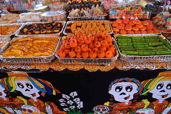 Ofrenda para “Muertos”, cada vez más cara