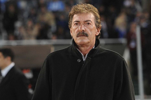 La Volpe deja de ser técnico del Pyramids FC de la Liga Premier egipcia