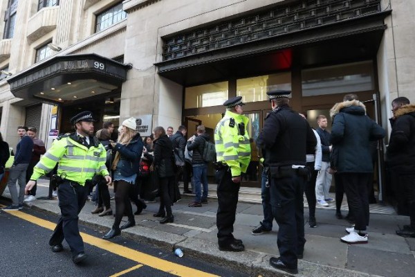 Ataque con machete deja dos heridos y un detenido en Sony Music de Londres