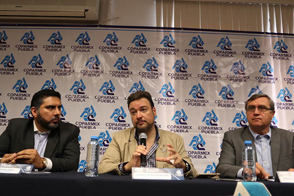 Aumenta el robo a transportistas y negocios, denuncia la Coparmex