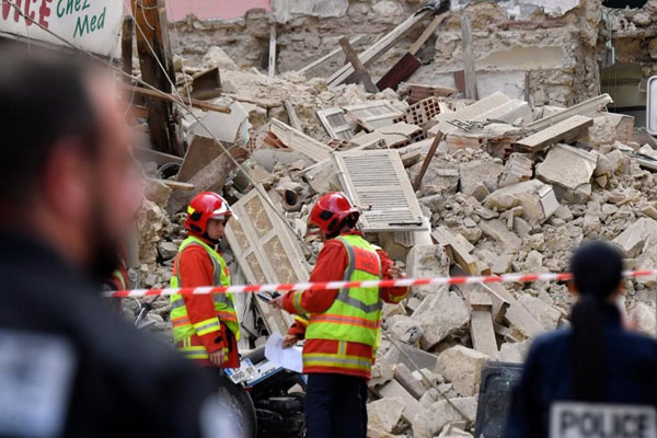 10 desaparecidos tras derrumbe de dos edificios en el sur de Francia