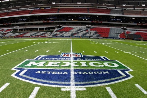 NFL cancela partido en México por mal estado de la cancha del Azteca