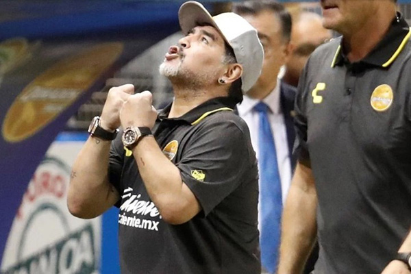 Comisión Disciplinaria castiga a Diego Armando Maradona con multa