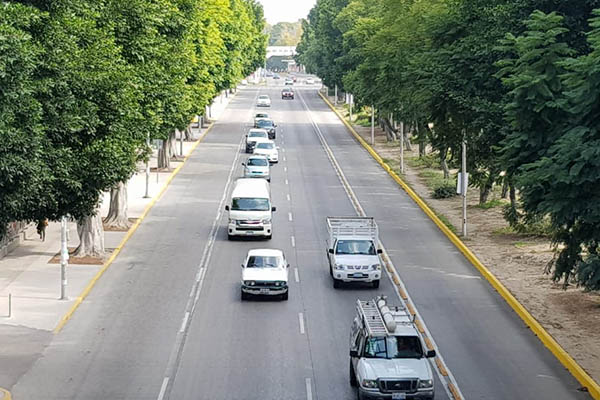 ¡Por fin! Transporte público sale de Bulevar 5 de Mayo