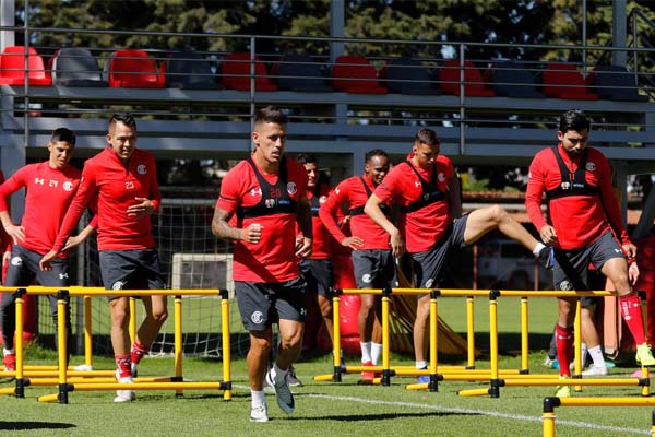 Toluca recibe a América en cuartos de final de ida de la Liga MX