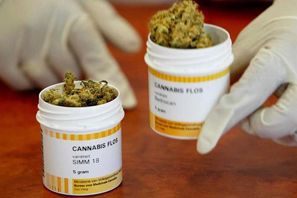 Liberan segundo paquete de medicamentos y productos con cannabis