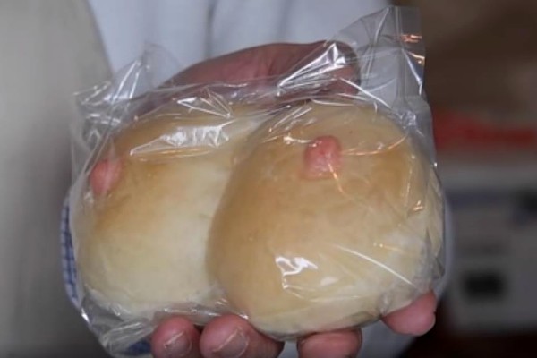 ¿Pechos comestibles? Esta panadería ofrece un producto muy especial