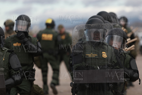 Mattis aprueba extender despliegue de tropas en la frontera hasta el 31 de enero