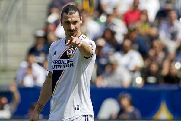 Zlatan Ibrahimovic seguirá con el Galaxy de Los Ángeles
