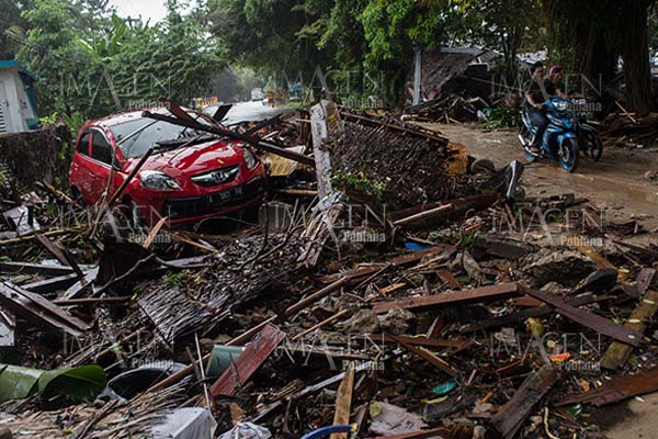 Así dejó el tsunami la costa de Indonesia