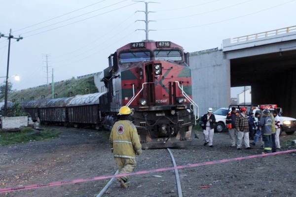 En cumplimiento de su deber, fallecen un policía y un empleado de Ferrosur