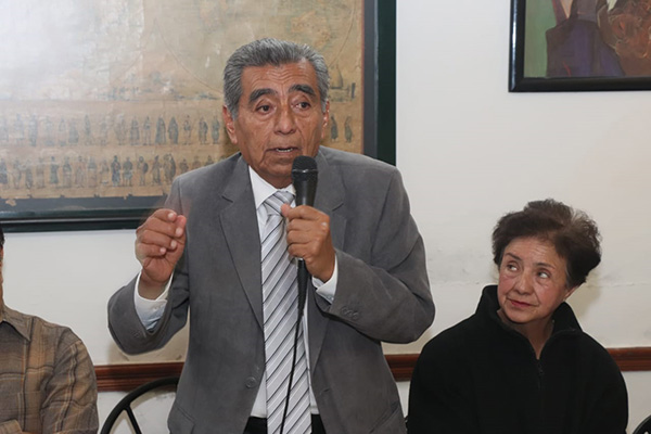 Interino debe asumir compromisos de AMLO, dice Quiroz