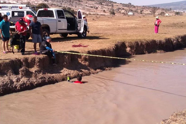 Rescatan el cadáver de un hombre ahogado en un jagüey