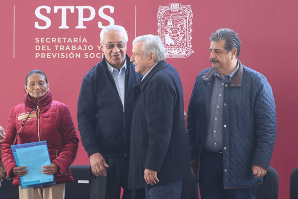 Respalda López Obrador a Pacheco Pulido en gobierno interino