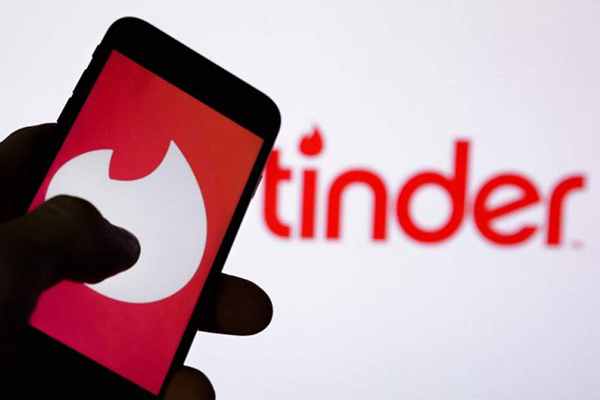 Tinder pagará indemnización millonaria por discriminar a usuarios mayores de 29 años