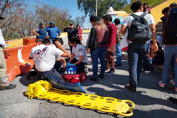 Niña cae de las escaleras en zona arqueológica de San Pedro Cholula