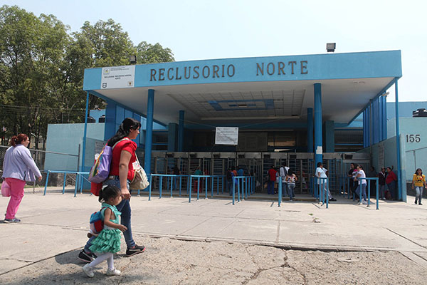 Reo asesina a una mujer en celda del Reclusorio Norte
