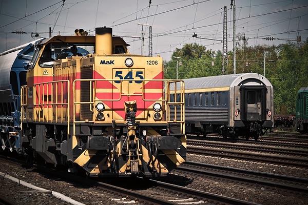 Muere policía auxiliar de Veracruz al caer de tren en Chapulco