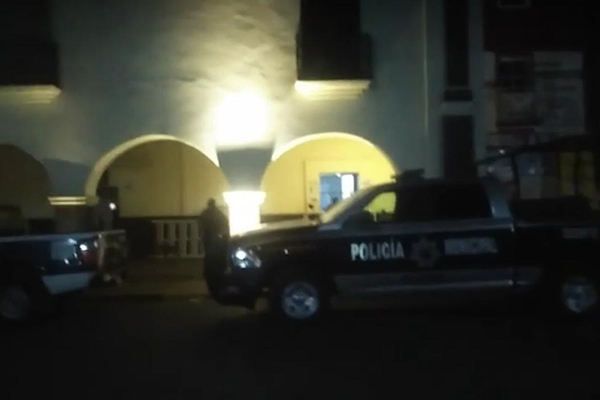 Detienen a tres por atacar a balazos a dos policías en Huejotzingo