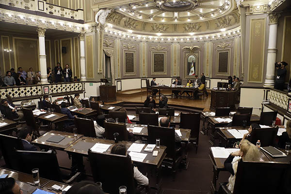 Aprueba Congreso exhorto para promover incremento de 15 % para la BUAP