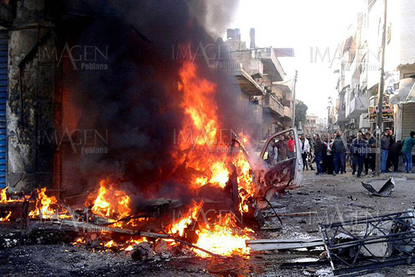 Explotan coches bomba en Siria; hay 13 muertos y decenas de heridos