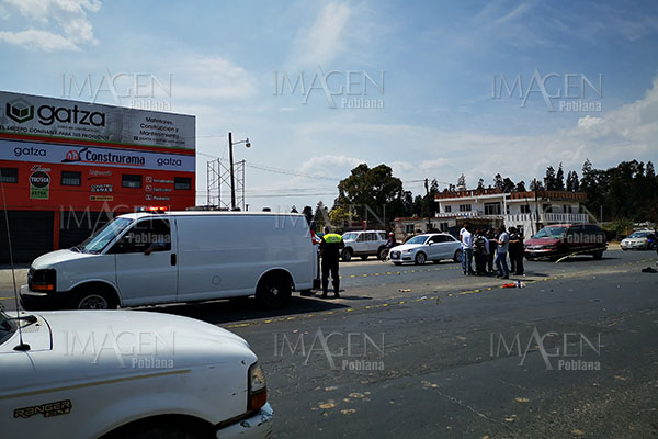 Niña muere atropellada al cruzar la calle con sus abuelos en San Pedro Cholula