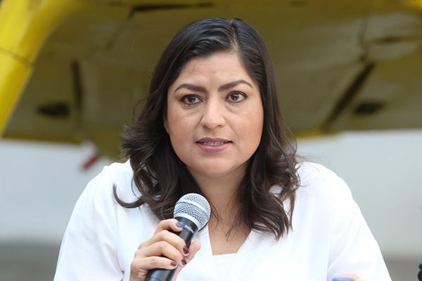 Sociedad, fundamental para combatir corrupción: Claudia Rivera