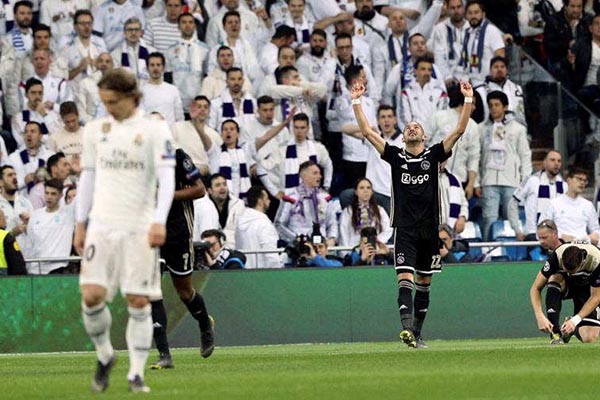 Ajax humilla y elimina de la Champions al Real Madrid