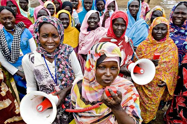 Google promete empoderar a 50 000 mujeres en toda África