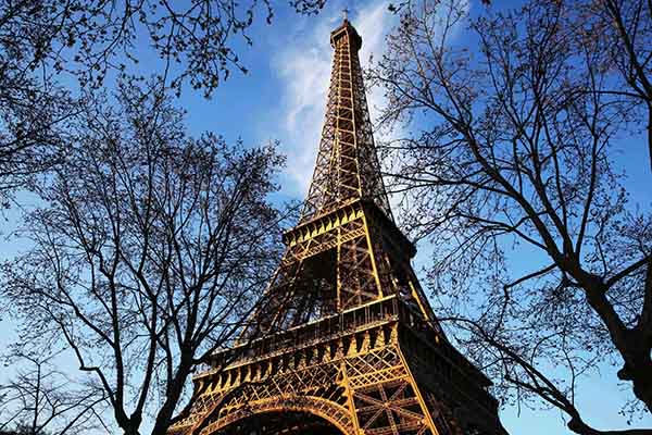 Torre Eiffel celebra su 130º aniversario