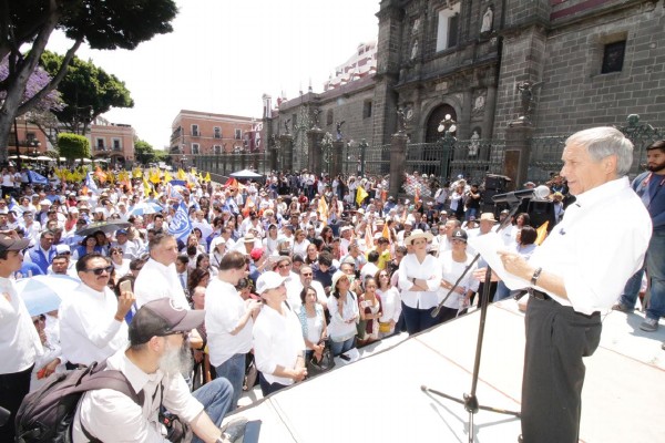 Tiene Cárdenas insípido arranque de campaña