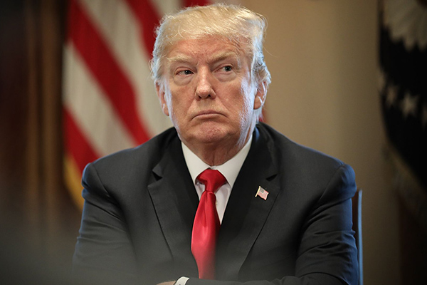 Trump informa al Congreso sobre retiro de EU del Tratado sobre Comercio de Armas