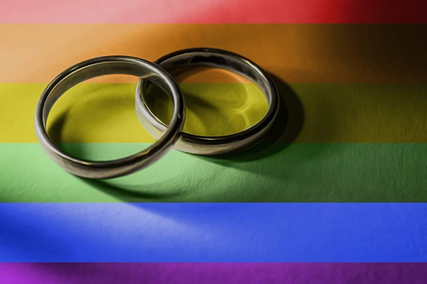 Solo Barbosa da esperanzas a matrimonio igualitario en Puebla