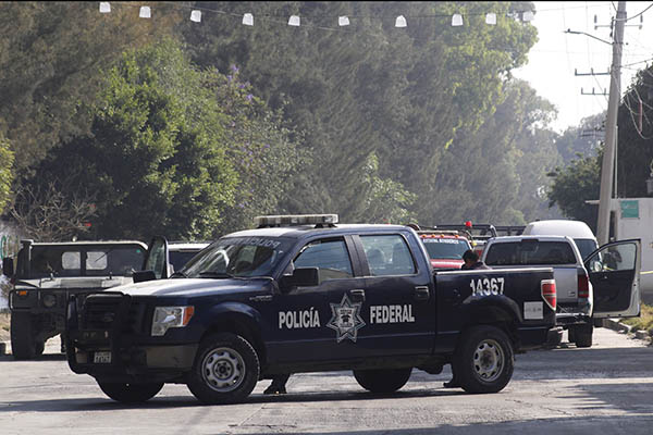 Cateos en Xoxtla dejan al menos una decena de pipas confiscadas