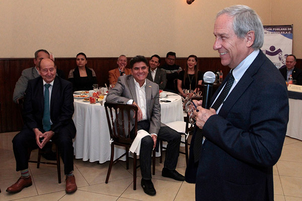 Cárdenas afirma que hará nueva infraestructura carretera