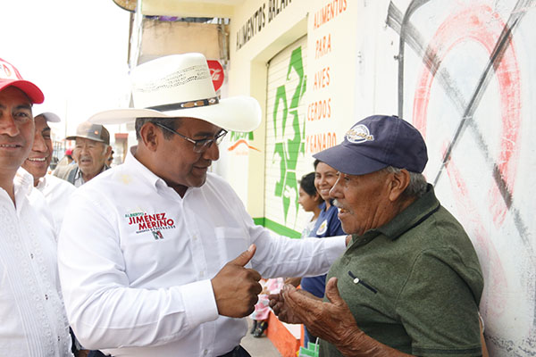 Jiménez se comprometió a reanudar los desayunos escolares