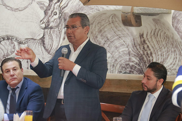 Reorientaremos los impuestos para beneficio de los poblanos: Jiménez