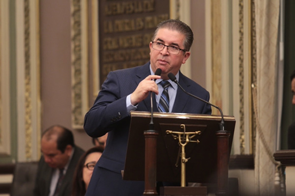 Aprueban diputados dar preferencia a empresas poblanas en procesos de adjudicación y licitaciones