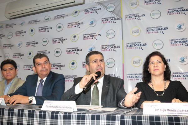 No amenazar con judicializar elección, piden empresarios
