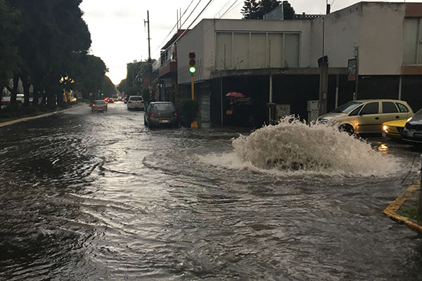 Sociedad, culpable de trastornos en Puebla durante las lluvias