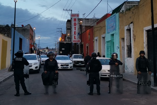 Catean 4 narcotienditas y anexo en La Luz y El Alto