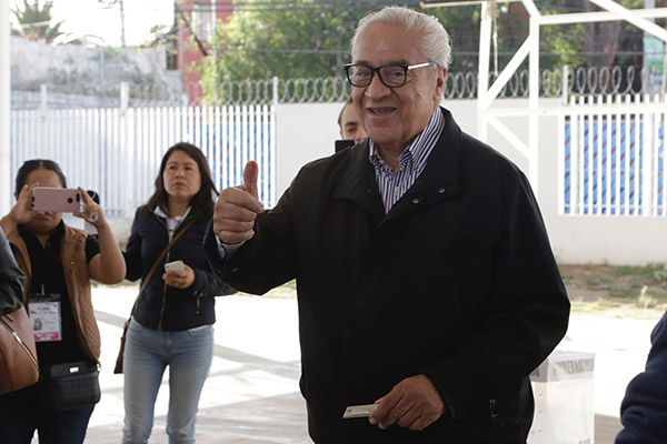 Es “un voto por la democracia”, afirma el gobernador Pacheco