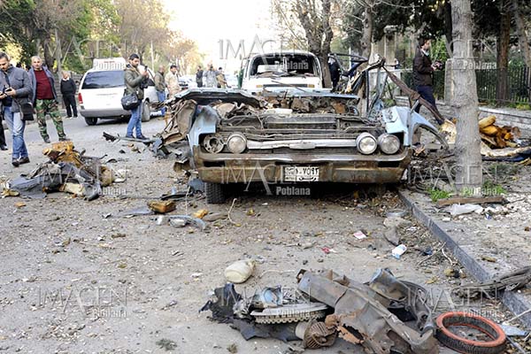 Al menos 14 muertos al explotar un coche bomba en Siria