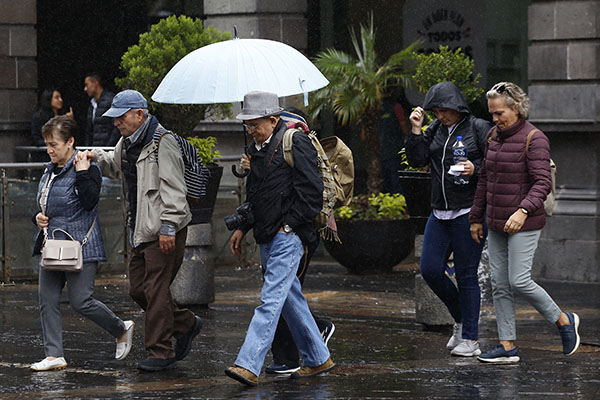Prevén lluvias y rachas de viento en Puebla durante el fin de semana